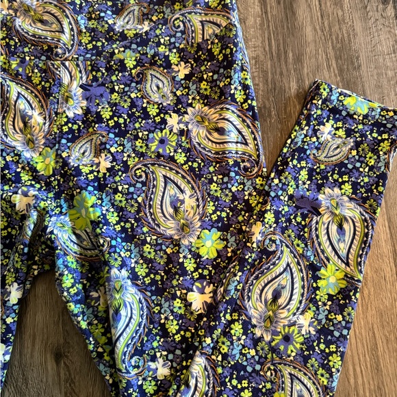 LuLaRose Tall & Curvy Leggings Lot - Picture 13 of 13